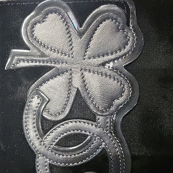 Chanel Camelia Single Chain Shoulder Bag Purse Black Velvet - Picture 5 of 12